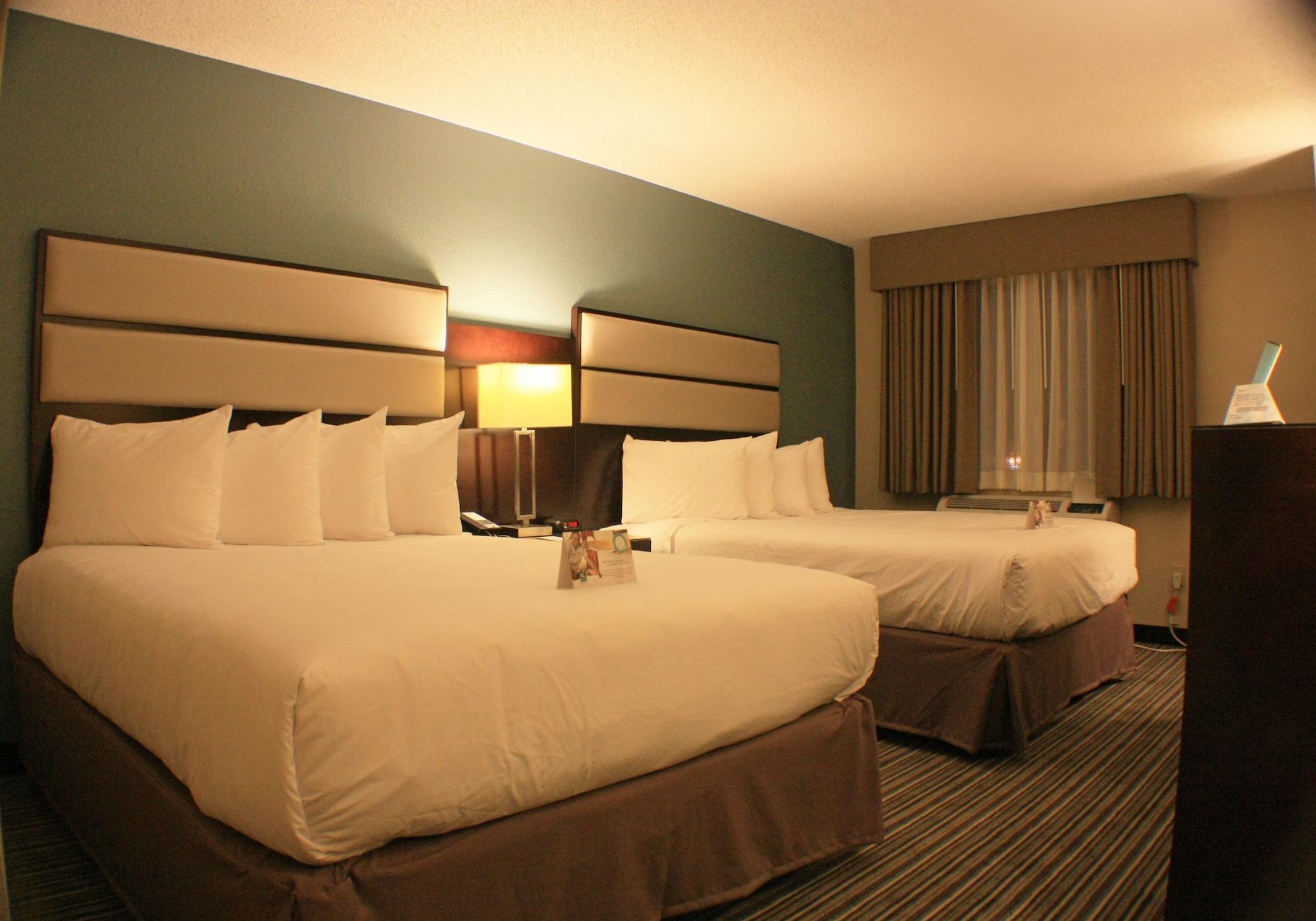 Quality Inn Стритсборо Экстерьер фото